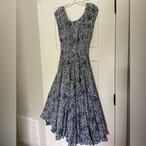 chelsea and theodore floral maxi dress size medium 100% Cotton